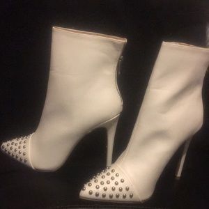 Wild diva studded pointy toe bootie (size 7)